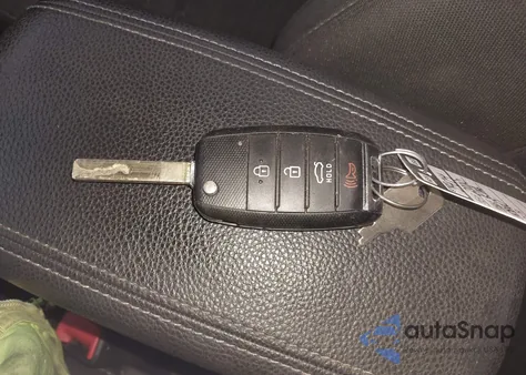 2020 Kia Rio S z USA, uszkodzony, nr VIN 3KPA24AD2LE308533